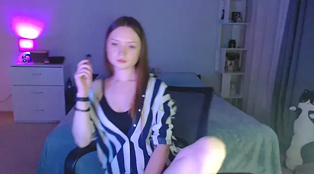 Snapshot of Allaria chatting on March 2025 07:17:01 PM Allaria online show from March 2025 07:17:01 PM