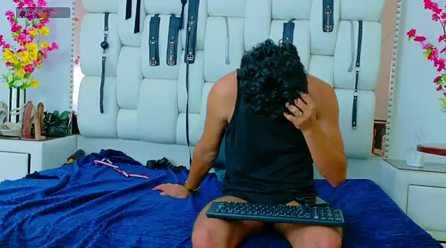 Snapshot of LeidyJones chatting on March 2025 09:37:02 PM LeidyJones online show from March 2025 09:37:02 PM