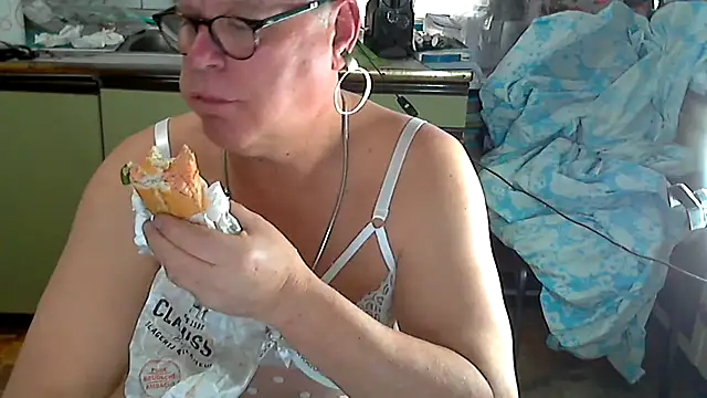 alainmaturelover online show from January 2026 12:32:02 PM