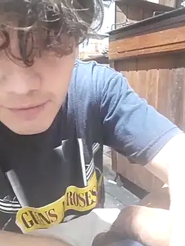 Snapshot of pedrodavid_ chatting on September 2025 04:03:01 AM pedrodavid online show from September 2025 04:03:01 AM