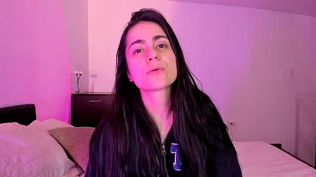 Snapshot of guccipussy1 chatting on March 2025 01:59:01 AM guccipussy1 online show from March 2025 01:59:01 AM