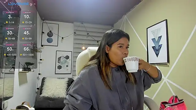 Enma  clark online show from January 2026 04:39:02 AM