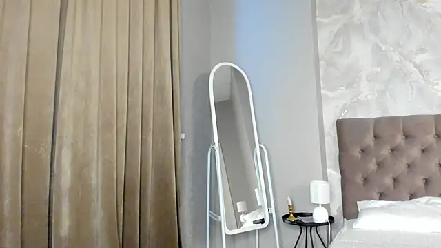 Vanessa Walters online show from April 2026 03:23:02 AM