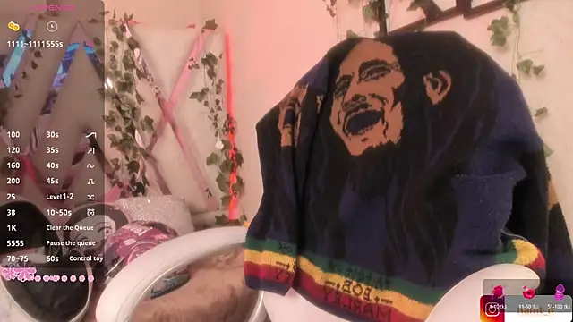 Punkys  online show from September 2025 04:19:01 PM