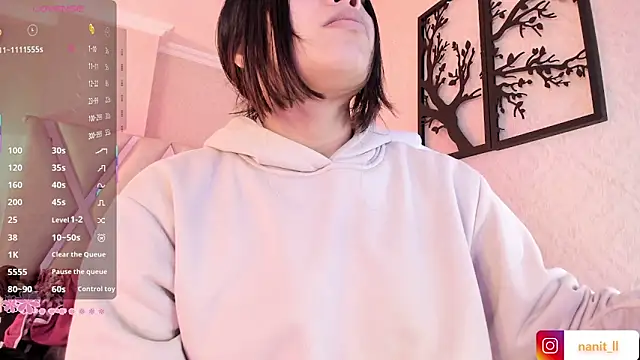 Punkys  online show from February 2026 10:41:02 PM