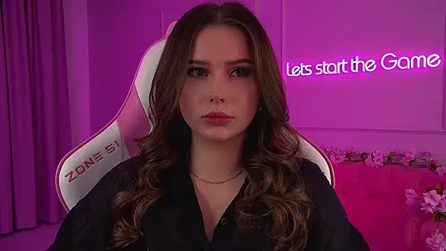 Snapshot of DianaVert chatting on March 2026 06:23:01 PM DianaVert online show from March 2026 06:23:01 PM