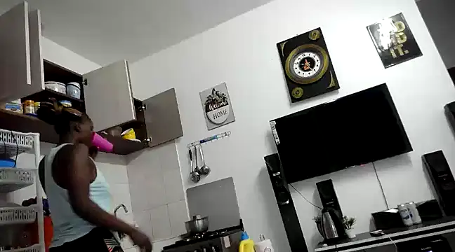 Snapshot of queen-goddess chatting on January 2025 04:27:01 PM queen-goddess online show from January 2025 04:27:01 PM