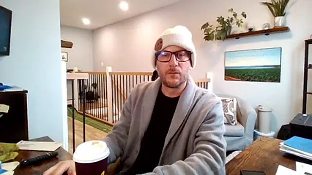 Snapshot of Bigdicktrav902 chatting on March 2026 01:28:02 PM Bigdicktrav902 online show from March 2026 01:28:02 PM