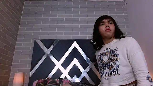 Snapshot of AndreaGil_ chatting on January 2026 07:28:02 PM AndreaGil online show from January 2026 07:28:02 PM