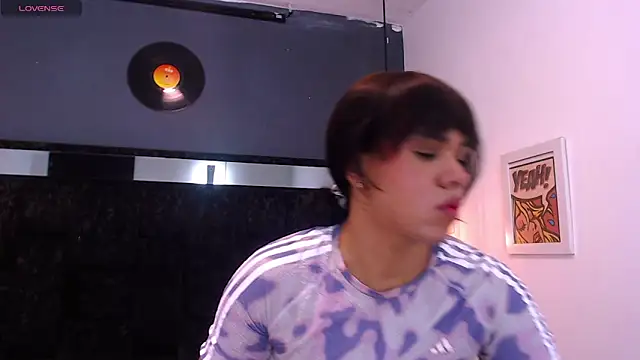 Snapshot of AndreaGil_ chatting on February 2026 05:11:01 PM AndreaGil online show from February 2026 05:11:01 PM