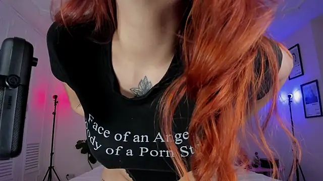 SweetJennaa online show from January 2025 04:45:01 AM