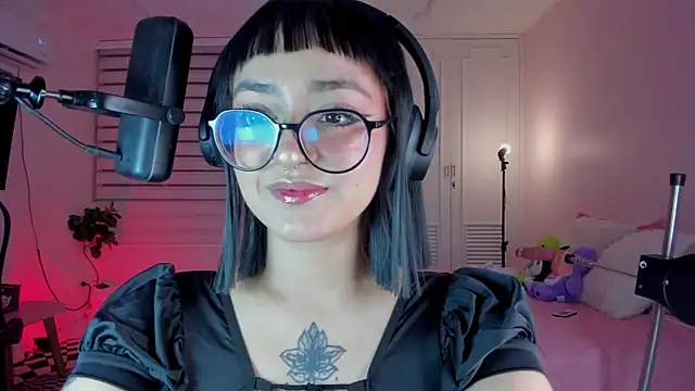 SweetJennaa online show from March 2025 09:49:01 AM