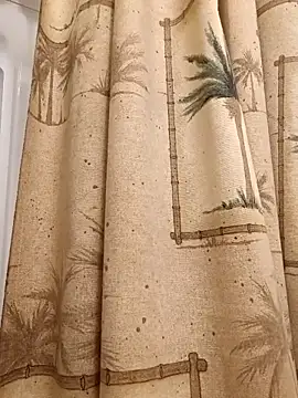 otterlover123 online show from December 2025 05:40:02 PM