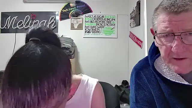MelinahViking online show from August 2026 04:17:02 AM