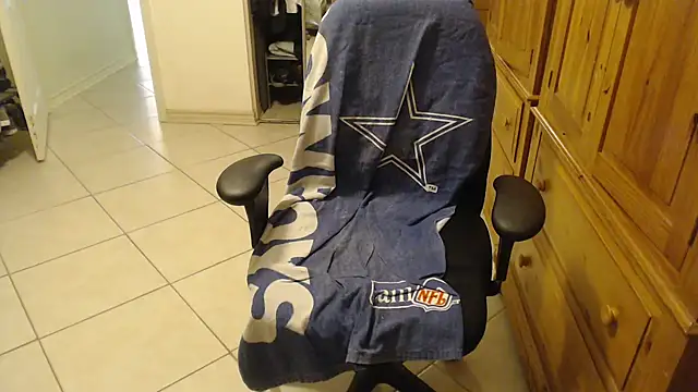 Snapshot of joeydee1 chatting on March 2025 05:37:01 PM joeydee1 online show from March 2025 05:37:01 PM