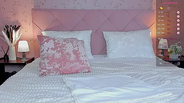 juliana browns online show from March 2025 06:12:02 AM