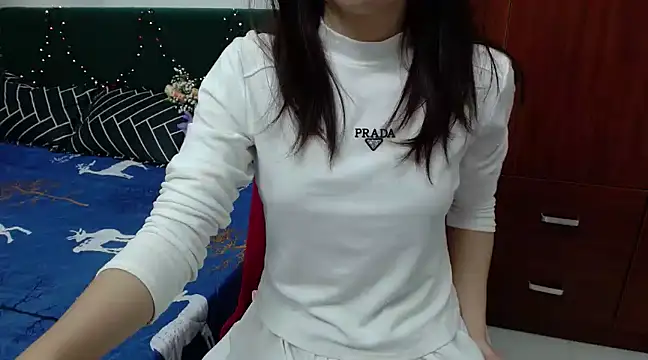 Snapshot of Cindy--Cici chatting on February 2025 01:22:01 AM Cindy--Cici online show from February 2025 01:22:01 AM