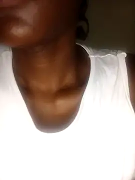 Snapshot of Hot_ebony30 chatting on November 2025 04:38:01 AM Hot ebony30 online show from November 2025 04:38:01 AM