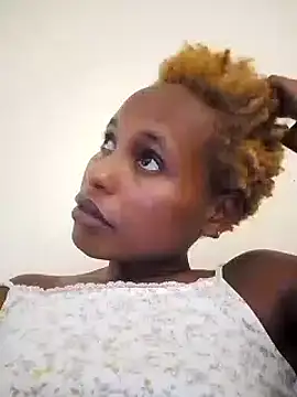 Candykitten online show from February 2025 12:25:02 PM