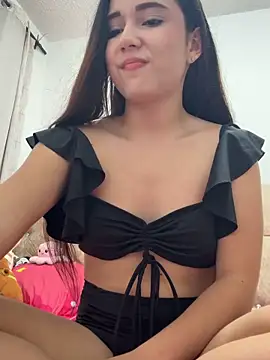 mia cooper 24 online show from December 2025 01:22:02 AM