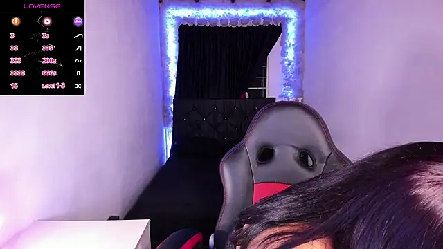 Mariana Hasper  online show from December 2024 11:06:02 PM