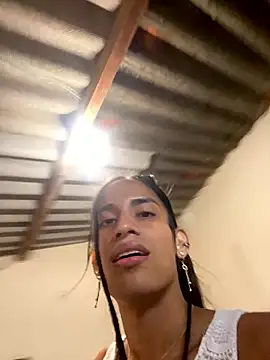 Snapshot of AlexaWarner chatting on January 2026 05:04:01 PM AlexaWarner online show from January 2026 05:04:01 PM