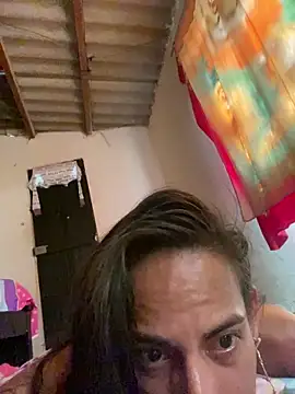 Snapshot of AlexaWarner chatting on February 2026 04:01:01 PM AlexaWarner online show from February 2026 04:01:01 PM