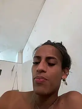 AlexaWarner online show from May 2026 09:09:02 PM