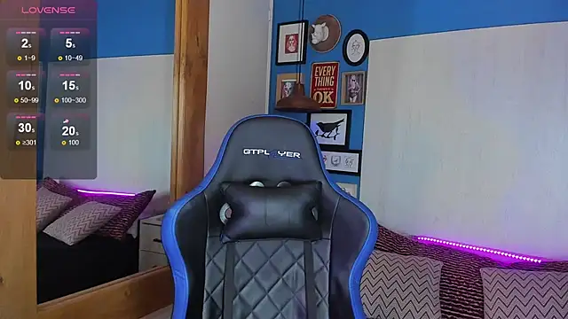 Snapshot of VladHellsing4 chatting on February 2025 02:46:01 PM VladHellsing4 online show from February 2025 02:46:01 PM