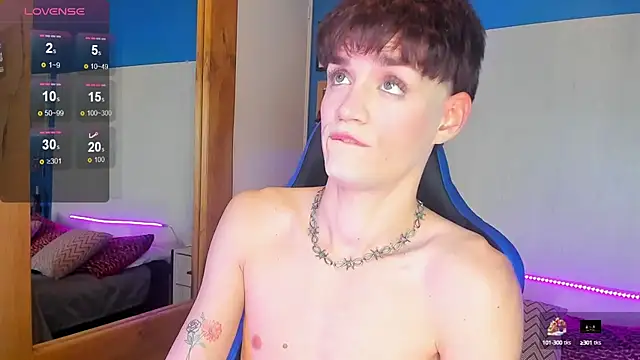 Snapshot of VladHellsing4 chatting on February 2025 02:44:01 PM VladHellsing4 online show from February 2025 02:44:01 PM