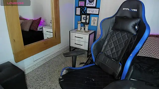 Snapshot of VladHellsing4 chatting on March 2025 12:41:02 PM VladHellsing4 online show from March 2025 12:41:02 PM