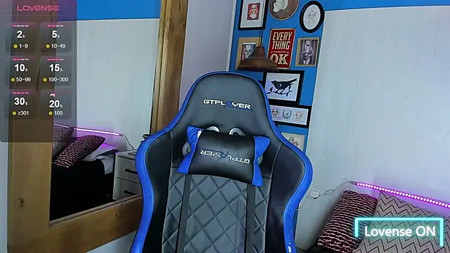 Snapshot of VladHellsing4 chatting on March 2025 01:12:01 PM VladHellsing4 online show from March 2025 01:12:01 PM