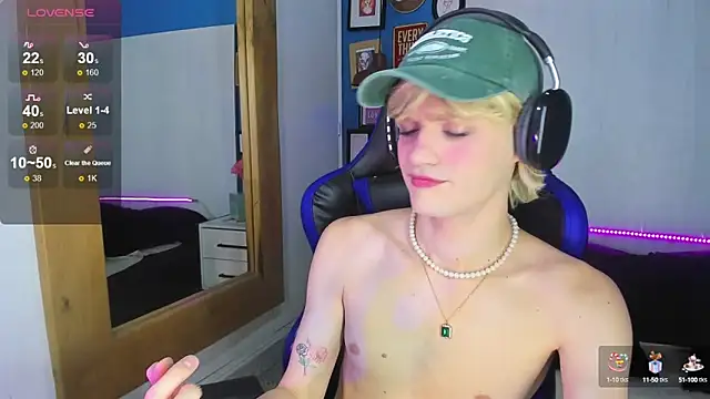 Snapshot of VladHellsing4 chatting on September 2025 02:41:02 PM VladHellsing4 online show from September 2025 02:41:02 PM