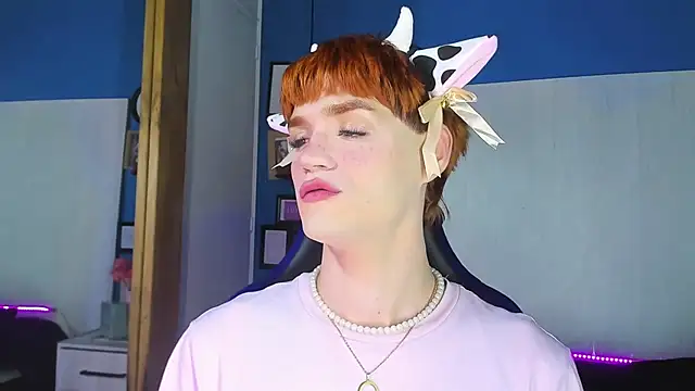 Snapshot of VladHellsing4 chatting on September 2025 02:30:02 PM VladHellsing4 online show from September 2025 02:30:02 PM