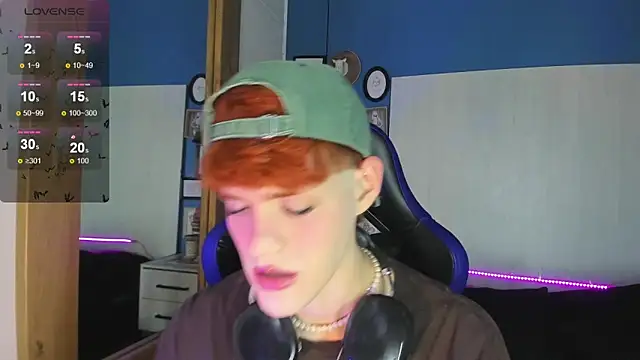 Snapshot of VladHellsing4 chatting on October 2025 03:10:02 PM VladHellsing4 online show from October 2025 03:10:02 PM