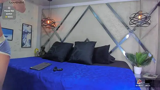 Snapshot of VladHellsing4 chatting on October 2025 02:50:01 PM VladHellsing4 online show from October 2025 02:50:01 PM