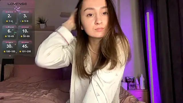 Eva Eva  online show from September 2025 01:09:02 AM