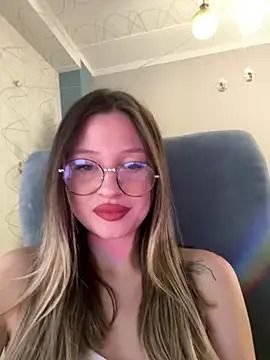 Kimsweet7 online show from December 2024 07:03:02 PM