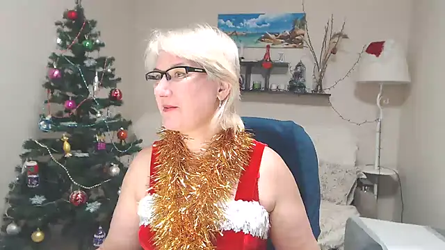 FleurMays online show from December 2024 12:27:01 PM
