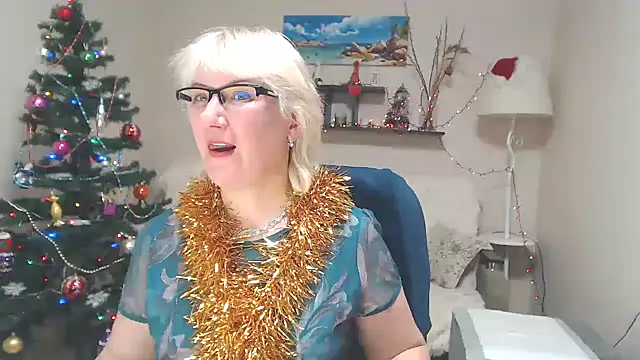 FleurMays online show from December 2024 08:00:02 AM