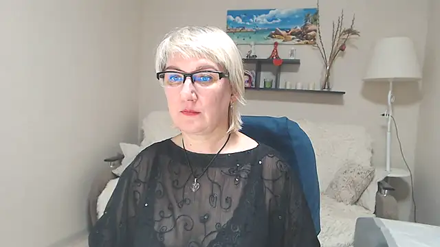 FleurMays online show from January 2025 12:47:02 PM