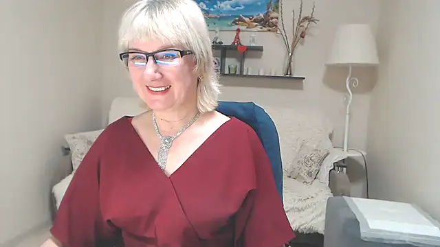 FleurMays online show from February 2025 01:53:02 PM