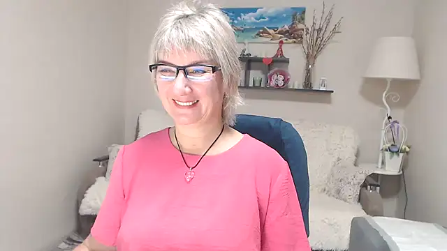 FleurMays online show from October 2025 05:18:01 AM