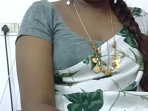 Snapshot of Hot_akshara chatting on September 2025 03:50:02 PM Hot akshara online show from September 2025 03:50:02 PM