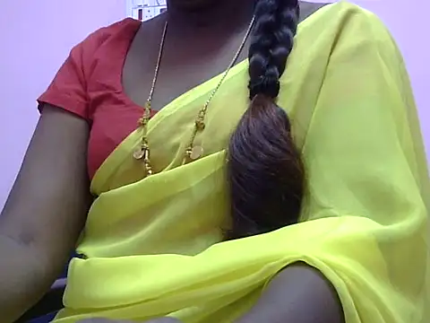 Snapshot of Hot_akshara chatting on November 2025 06:42:02 PM Hot akshara online show from November 2025 06:42:02 PM