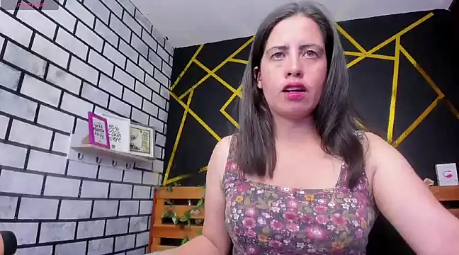 kathina giraldo online show from January 2025 03:39:02 PM