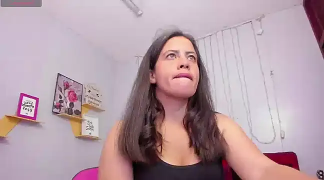 kathina giraldo online show from March 2025 06:55:01 PM