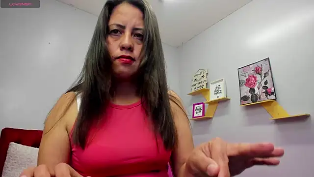 kathina giraldo online show from September 2025 01:56:01 PM