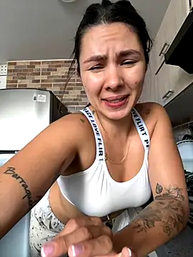 Snapshot of SofiaG_ chatting on November 2025 03:14:02 PM SofiaG online show from November 2025 03:14:02 PM