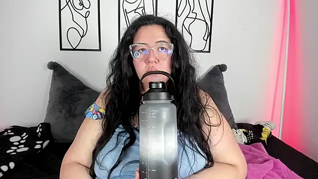 RubyPirsso18 online show from September 2025 07:03:01 PM